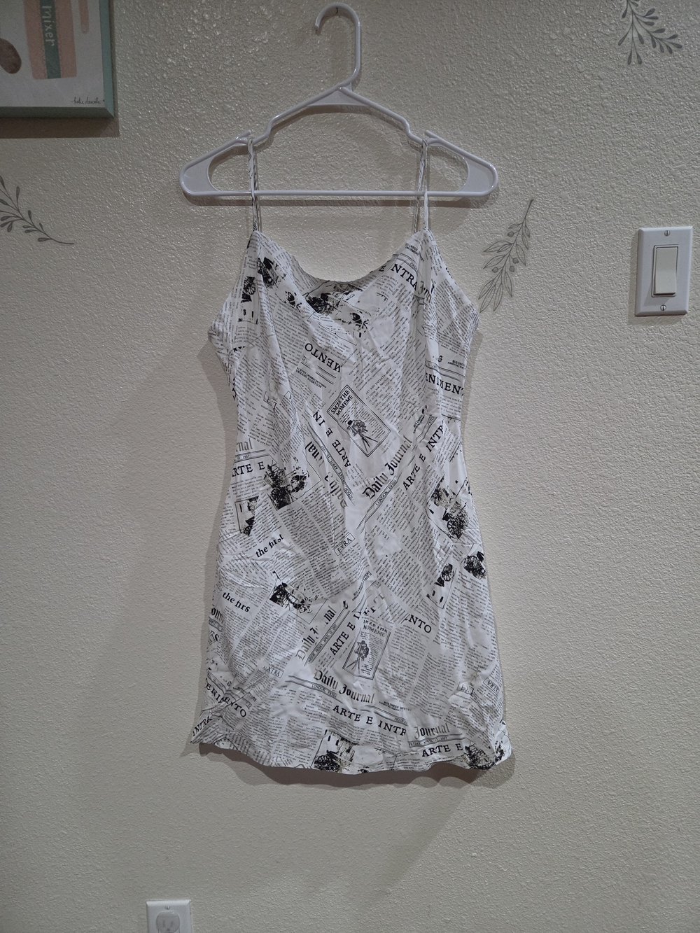 Lovely Day Women’s White Newspaper Print Slip Dress Size L